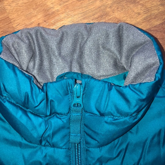 Lands’ End Teal Down Vest - Picture 2 of 8